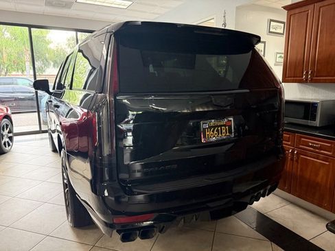Used 2023 Cadillac Escalade V image 21