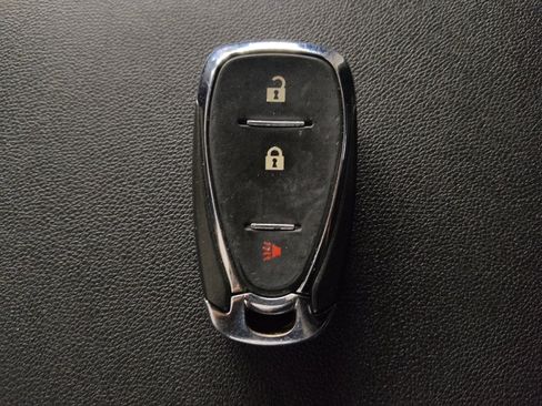 Used 2019 Chevrolet Equinox LS w/ LPO, Cargo Package image 32