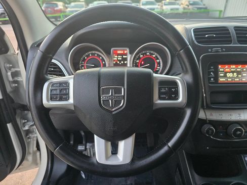 Used 2016 Dodge Journey SXT image 29