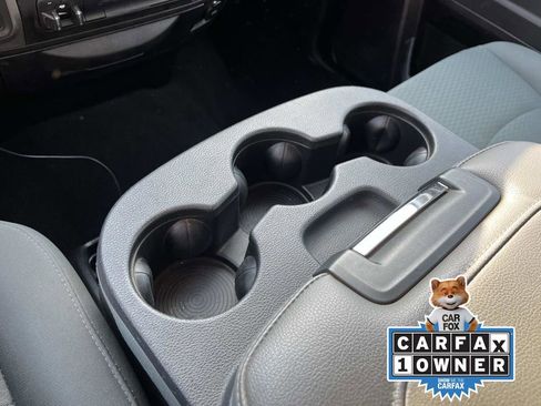 Used 2018 RAM 2500 Tradesman w/ Chrome Appearance Group image 29