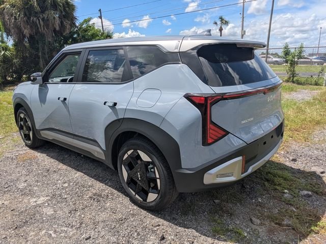 New 2027 Kia Seltos S FWD image 4