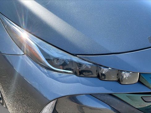 Used 2017 Toyota Prius Prime Advanced FWD image 27