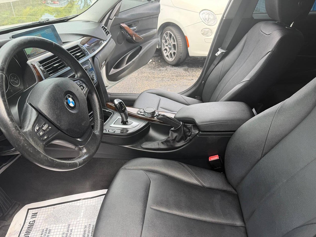 Used 2016 BMW 320i xDrive Sedan AWD/4WD image 12