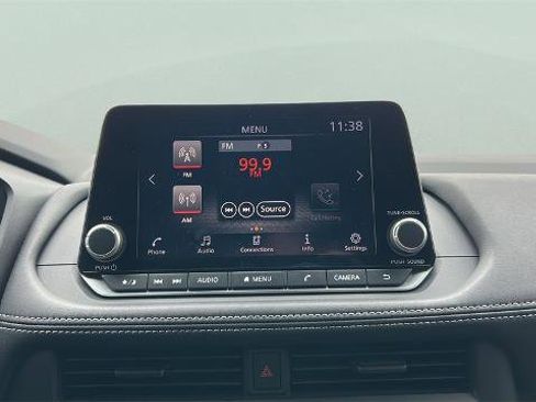 Certified 2025 Nissan Rogue S image 16