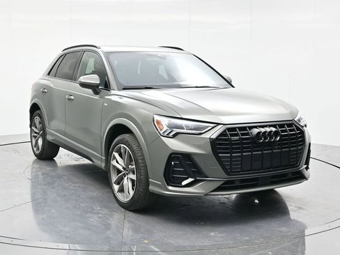 Used 2025 Audi Q3 2.0T Premium AWD/4WD image 3