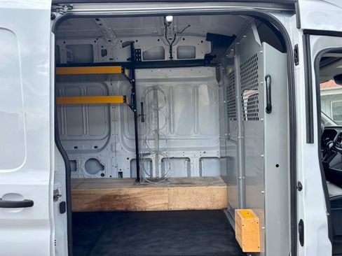 Used 2020 Ford Transit 250 148 High Roof RWD image 23