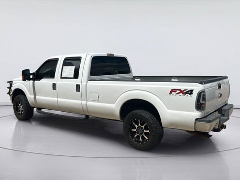 Used 2015 Ford F250 XL w/ Power Equipment Group AWD/4WD image 4