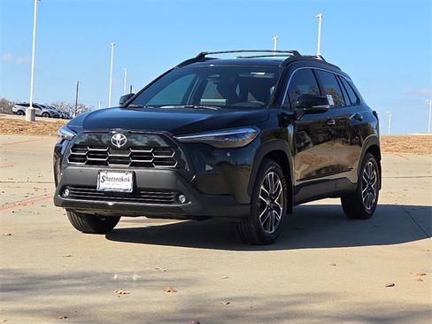 New 2026 Toyota Corolla Cross XLE image 3