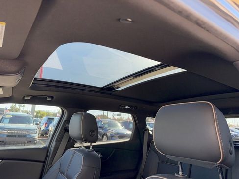 Used 2022 Chevrolet Blazer Premier w/ Enhanced Convenience Package image 28