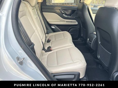 New 2026 Lincoln Corsair Premiere image 15