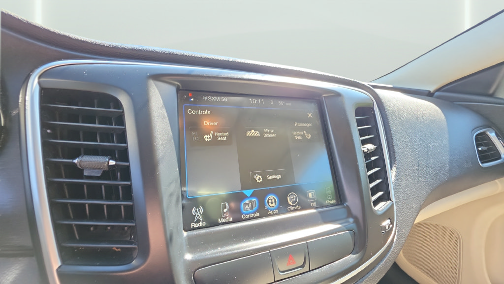 Used 2017 Chrysler 200 Limited Platinum FWD image 23