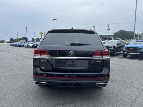 Used 2021 Volkswagen Atlas SE image 4