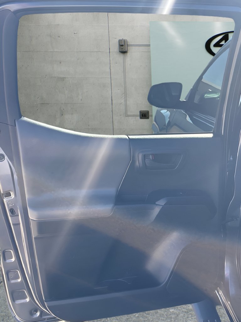 Used 2023 Toyota Tacoma SR AWD/4WD image 15