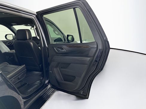 Used 2024 Chevrolet Tahoe Premier image 32