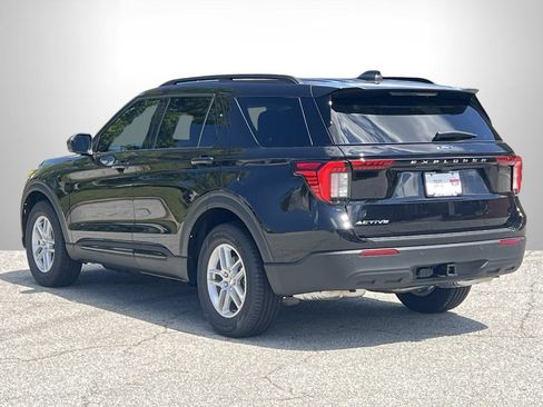 New 2026 Ford Explorer Active RWD image 21