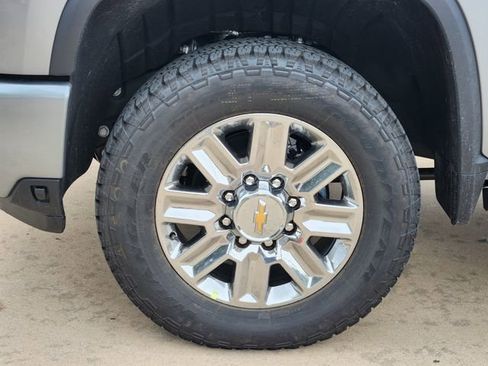 New 2026 Chevrolet Silverado 2500 High Country w/ High Country Premium Package AWD/4WD image 18