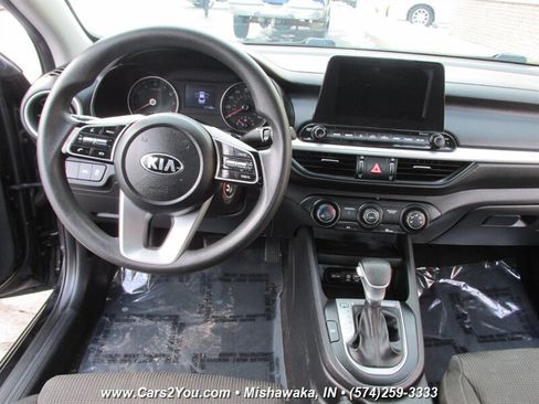 Used 2021 Kia Forte LXS FWD image 19