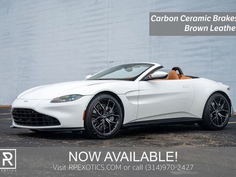 Used 2021 Aston Martin V8 Vantage Roadster image 1