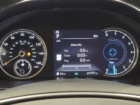 Used 2024 Genesis GV70 2.5T AWD/4WD image 16