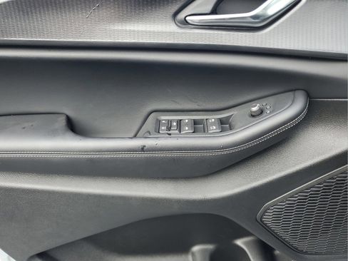 New 2025 Jeep Grand Cherokee Laredo w/ Luxury Tech Group I image 5