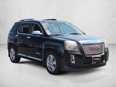 Used 2014 GMC Terrain Denali w/ LPO, Protection Package FWD image 4