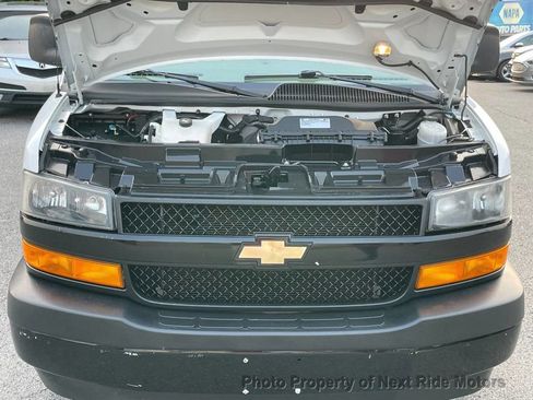 Used 2020 Chevrolet Express 3500 w/ Driver Convenience Package image 22