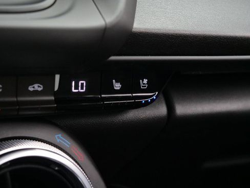 Used 2018 Chevrolet Camaro SS image 16