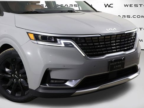 Used 2022 Kia Carnival SX Prestige image 48