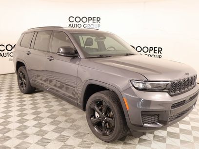 Used 2022 Jeep Grand Cherokee L Laredo
