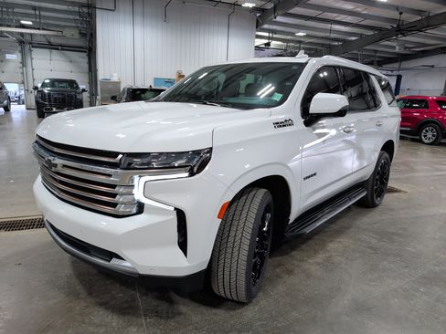 Used 2023 Chevrolet Tahoe High Country image 6