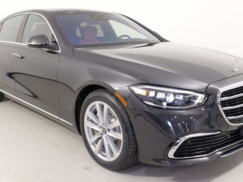 Used 2022 Mercedes-Benz S 500 4MATIC image 9