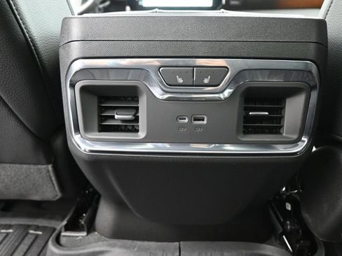 New 2026 GMC Sierra 3500 Denali w/ Denali Reserve Package image 25