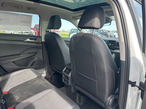 New 2026 Volkswagen Taos SE AWD/4WD image 25