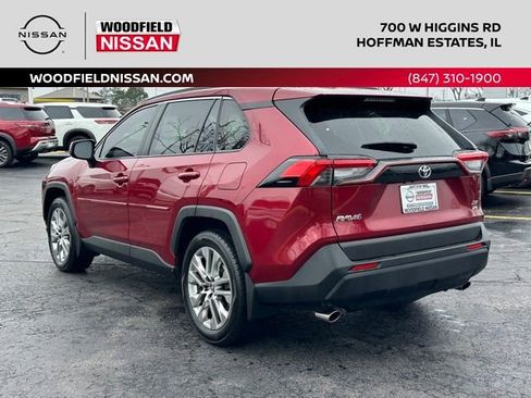 Used 2021 Toyota RAV4 XLE Premium AWD/4WD image 6