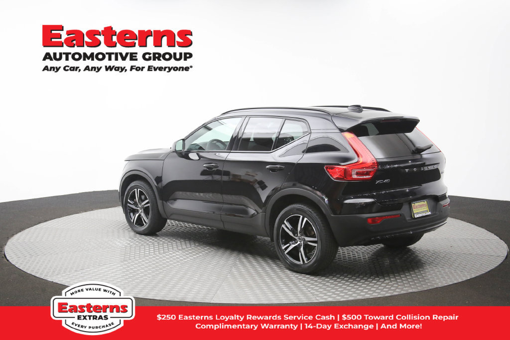 Used 2024 Volvo XC40 B5 Core AWD/4WD image 65