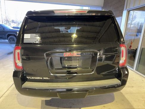 Used 2018 GMC Yukon XL SLT image 5