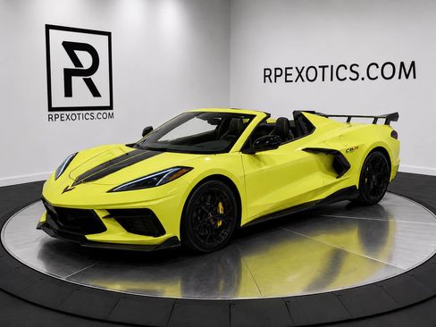 Used 2022 Chevrolet Corvette Stingray Premium Conv RWD image 1
