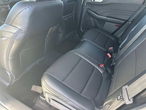 New 2025 Ford Escape SE image 60