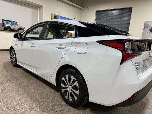 Used 2022 Toyota Prius XLE AWD/4WD image 20