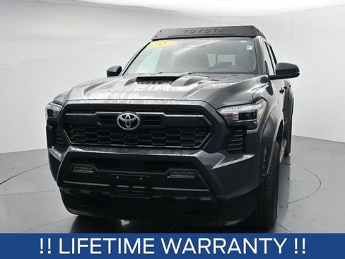 Used 2024 Toyota Tacoma TRD Sport w/ TRD Sport Upgrade Package AWD/4WD image 3