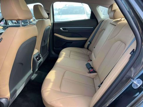 Used 2025 Hyundai Sonata Limited image 11