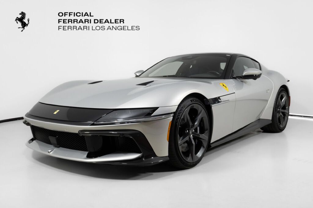 Used 2025 Ferrari 12Cilindri RWD image 1