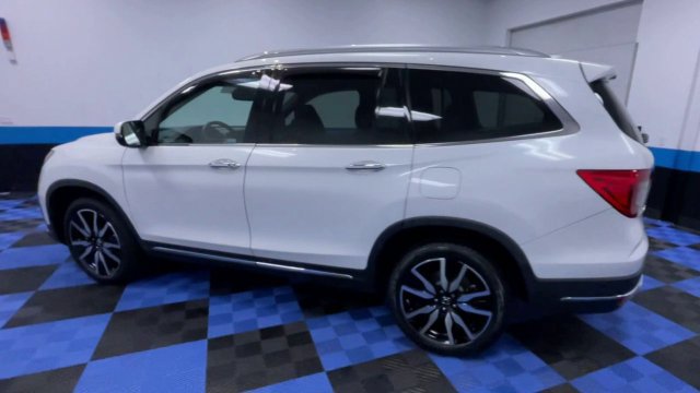 Used 2020 Honda Pilot Touring image 6