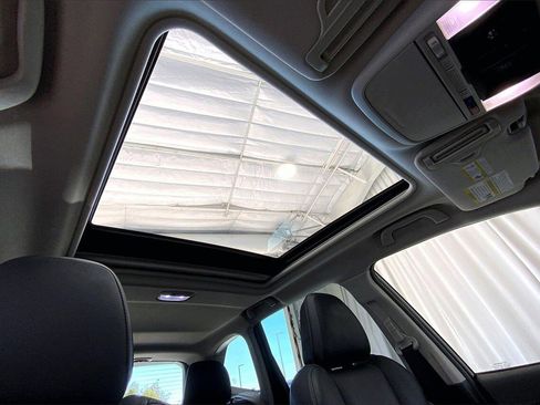 Used 2022 Subaru Forester Touring w/ Popular Package #3 image 27