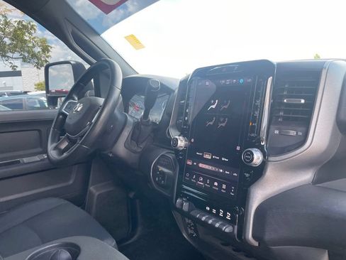 Used 2025 RAM 2500 Tradesman AWD/4WD image 30