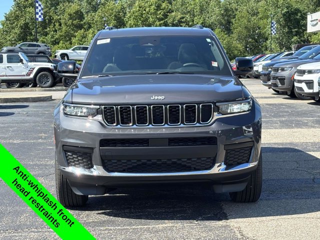 New 2026 Jeep Grand Cherokee L 4WD image 32