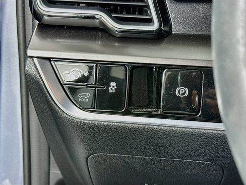 Used 2025 Kia Sportage EX w/ Premium Package FWD image 10