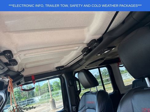 Used 2018 Jeep Wrangler Unlimited Rubicon AWD/4WD image 14