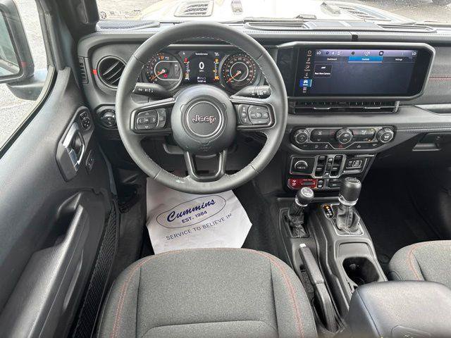 Used 2026 Jeep Gladiator Rubicon AWD/4WD image 18