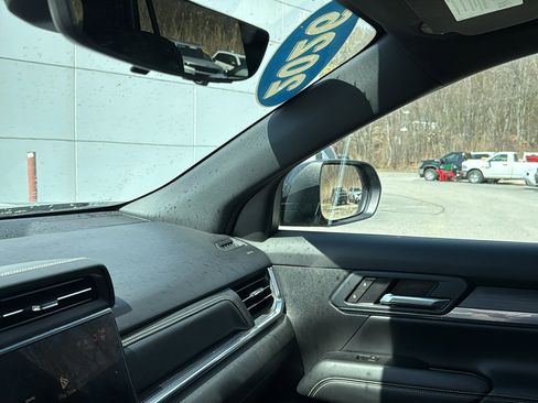 Used 2026 GMC Terrain Elevation w/ Technology Package II image 23